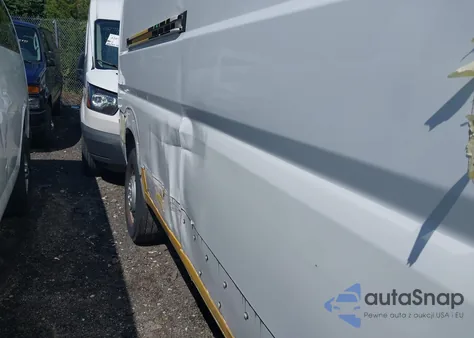 2018 Ram Promaster 2500 High Roof 159 Wb z USA, uszkodzony, nr VIN 3C6TRVDG1JE112202